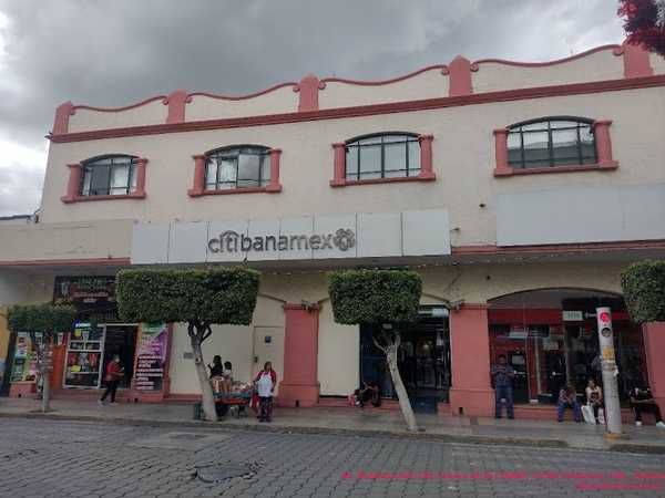 Fotografia tomada fuera de Sucursal Banamex Reforma Tehuacán, Pue - Banco en Puebla, Pue.