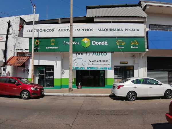 Fotografia tomada fuera de Casa de Empeño Fundación Dondé - Casa de empeños en Minatitlán, Ver.