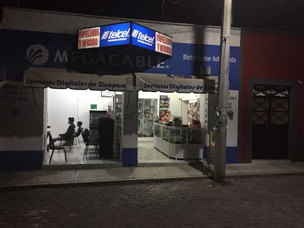 Fotografia tomada fuera de Servicios Digitales De Zinaparo - Comercio en Zináparo, Mich.