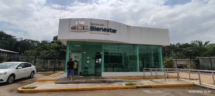 Fotografia tomada fuera de Banco del Bienestar - Banco en Oteapan, Ver.