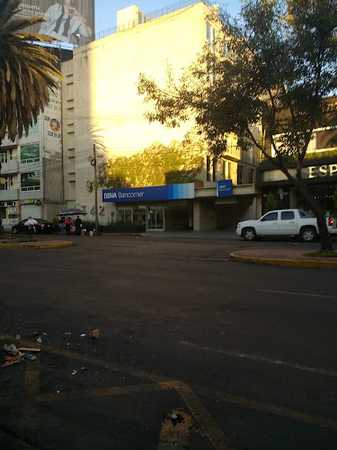 Fotografia tomada fuera de Sucursal Bancomer - Banco en Miguel Hidalgo, CDMX
