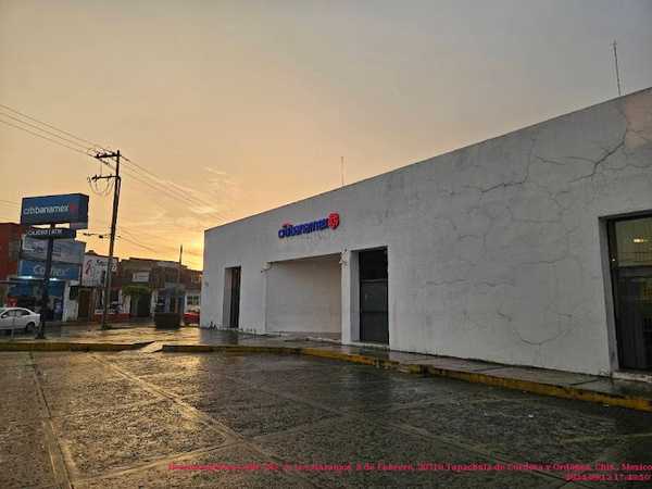 Fotografia tomada fuera de Sucursal Banamex Tacaná, Tapachula, Chis - Banco en Chiapas, Chis.