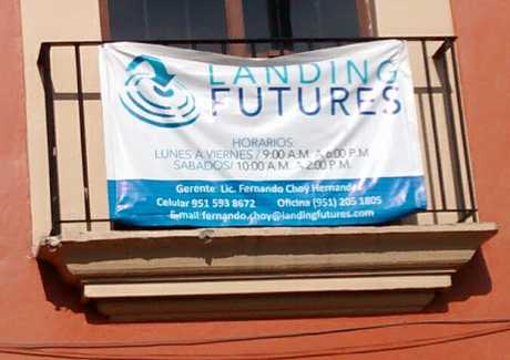 Fotografia tomada fuera de Landing Futures Oaxaca - Corredor de finanzas en Oaxaca de Juárez, Oax.