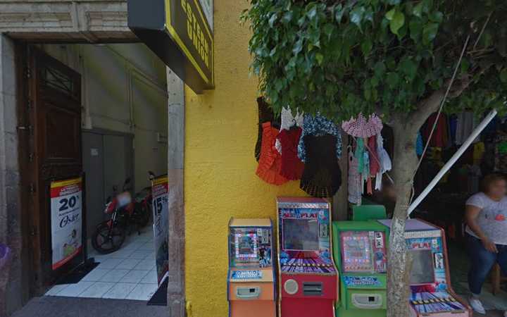 Fotografia tomada fuera de Banco Azteca - Banco en La Piedad de Cabadas, Mich.