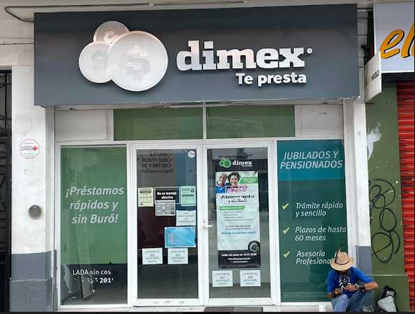 Fotografia tomada fuera de Dimex - Institución financiera en Uruapan, Mich.