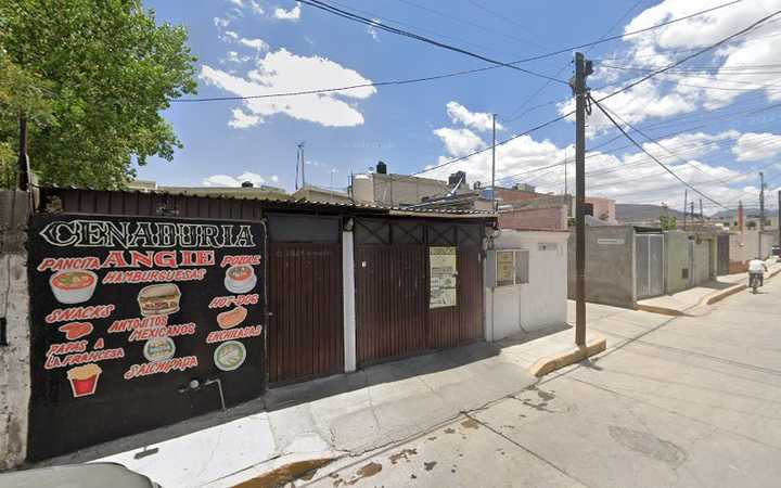 Fotografia tomada fuera de CarCash; Préstamos por tu auto - Casa de empeños en Pachuca de Soto, Hgo.