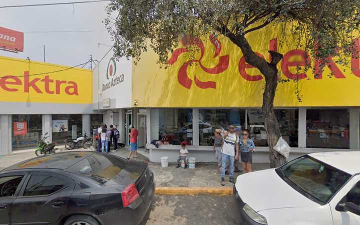 Fotografia tomada fuera de Cajero Automático Banco Azteca - Cajeros automáticos en Cdad. Nicolás Romero, Edomex.