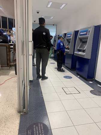 Fotografia tomada fuera de Citibanamex Eduardo Molina - Banco en Gustavo A. Madero, CDMX