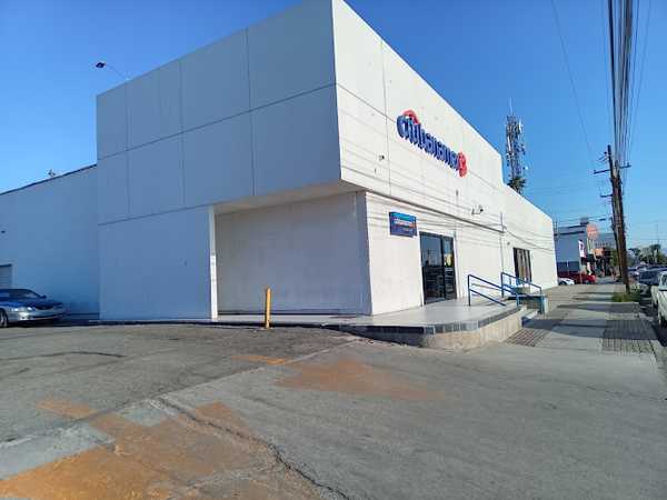 Fotografia tomada fuera de Citibanamex Justo Sierra Mexicali - Banco en Mexicali, B.C.