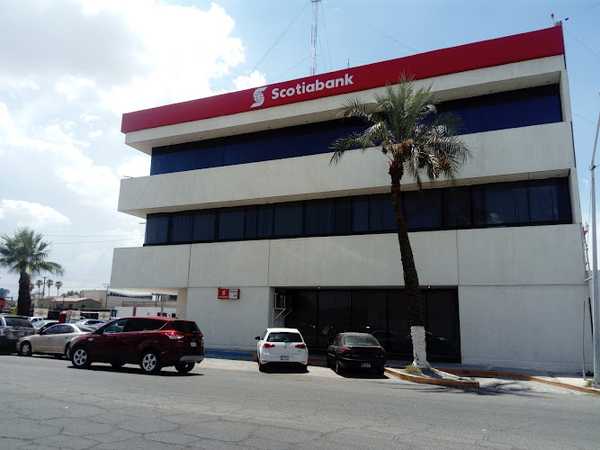 Fotografia tomada fuera de Scotiabank - Banco en Mexicali, B.C.