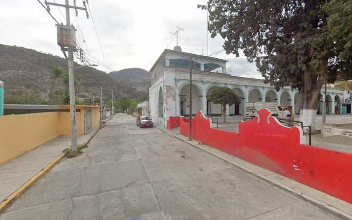 Fotografia tomada fuera de Grupo Financiero Banorte Corresponsal SAN MIGUEL TLACOTEPEC - Banco en San Miguel Tlacotepec, Oax.