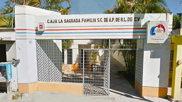 Fotografia tomada fuera de Caja la Sagrada Familia Cacalchén - Financial institution en Cacalchén, Yuc.