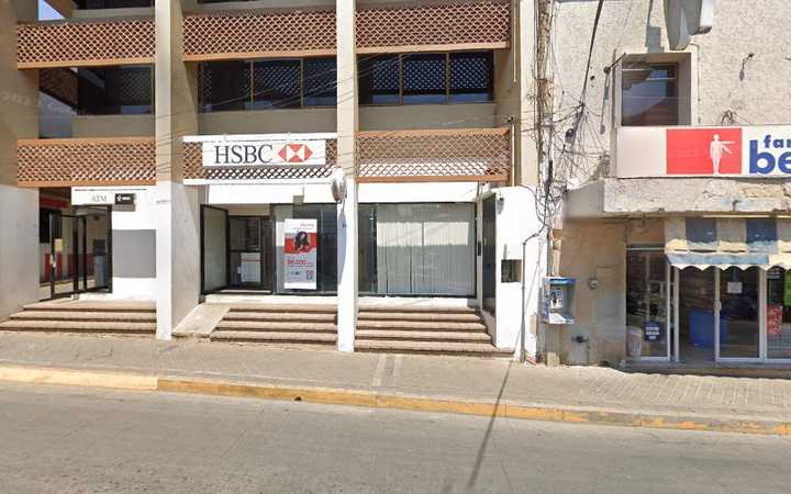Fotografia tomada fuera de HSBC - Bank en Atotonilco el Alto, Jal.