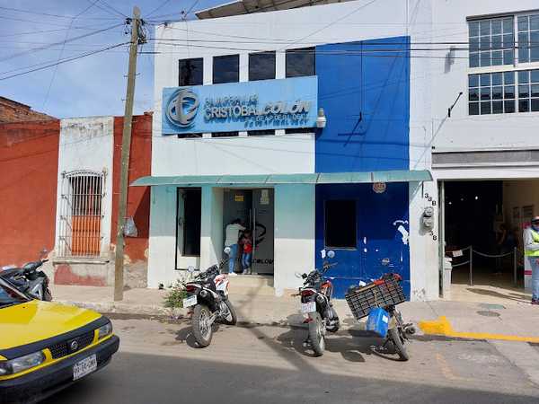Fotografia tomada fuera de Caja Popular Cristóbal Colón Sucursal Ameca - Institución financiera en Ameca, Jal.