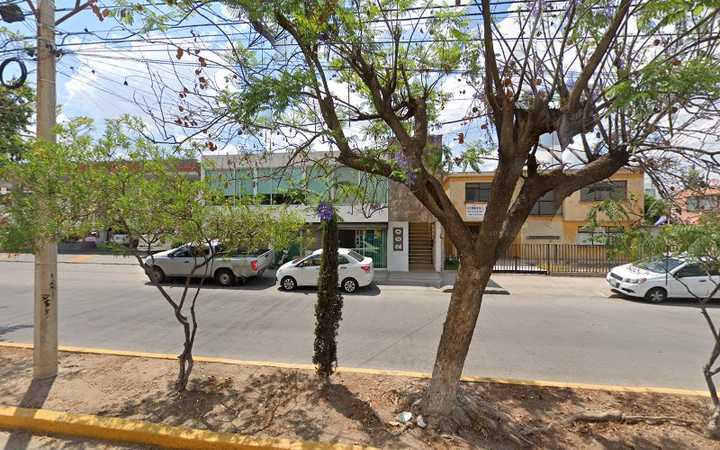Fotografia tomada fuera de Créditos Hipotecarios - Elige tu crédito - Mortgage broker en San Luis Potosí, S.L.P.