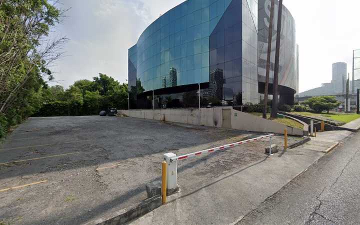 Fotografia tomada fuera de Smart Credit - Agencia de préstamos en Monterrey, N.L.