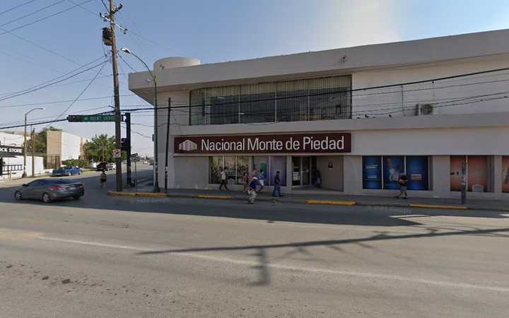 Fotografia tomada fuera de Nacional Monte de Piedad - Casa de empeños en Juárez, Chih.