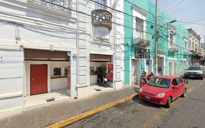Fotografia tomada fuera de Montepio Mega - Institución financiera en Atlixco, Pue.