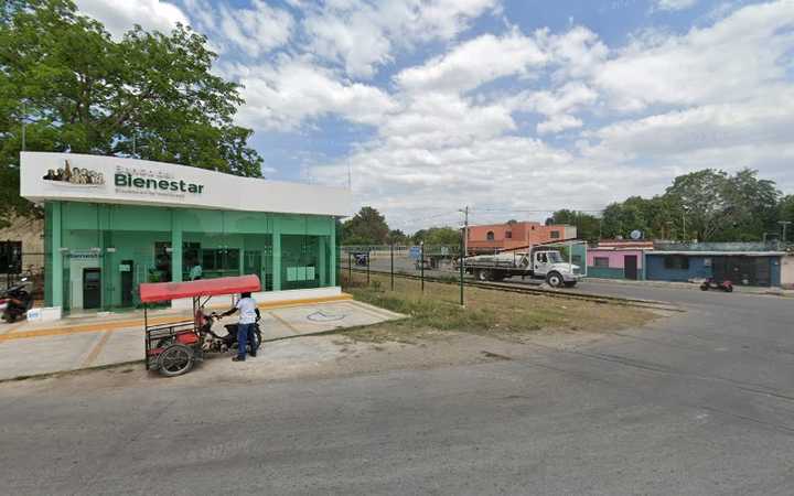 Fotografia tomada fuera de Banco Del Bienestar - Banco en Umán, Yuc.