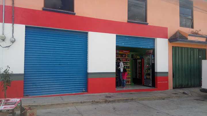 Fotografia tomada fuera de Miscelanea Emanuel - Comercio en Heroica Puebla de Zaragoza, Pue.