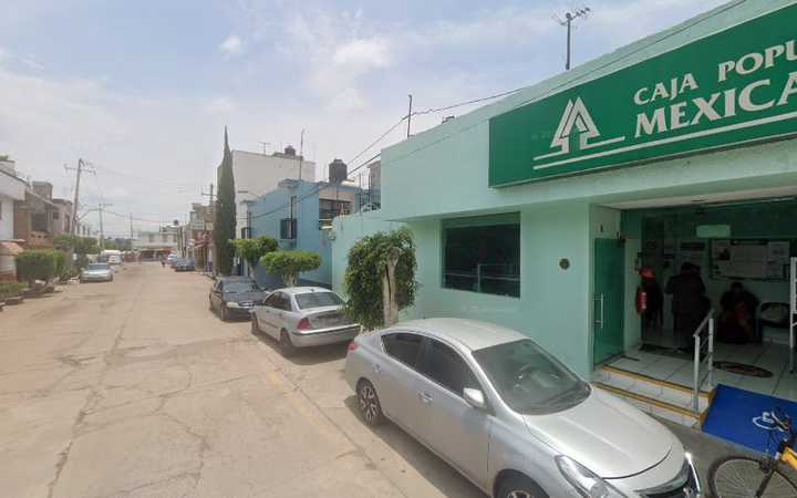Fotografia tomada fuera de Caja Popular Mexicana - Cooperativa de ahorro y crédito en Santa Ana Maya, Mich.