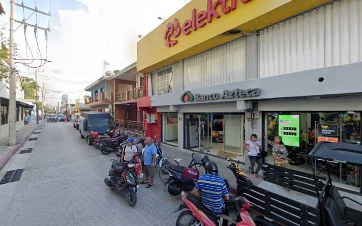 Fotografia tomada fuera de Western Union - Money transfer service en Isla Mujeres, Q.R.