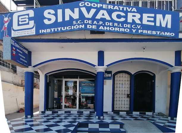 Fotografia tomada fuera de Cooperativa Sinvacrem - Banco en Coyuca de Benítez, Gro.