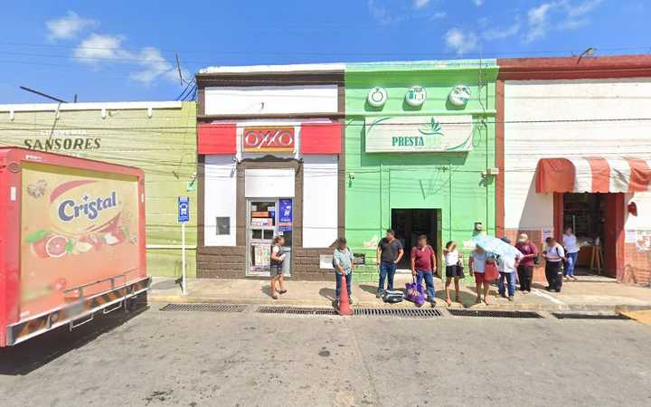 Fotografia tomada fuera de PRESTAMAS - Casa de empeños en Umán, Yuc.
