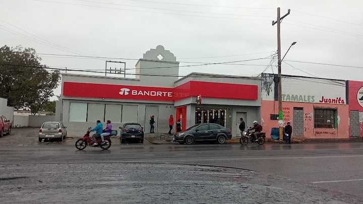 Fotografia tomada fuera de Grupo Financiero Banorte Corresponsal INDEPENDENCIA CIENEGA DE FLORES - Banco en Ciénega de Flores, N.L.