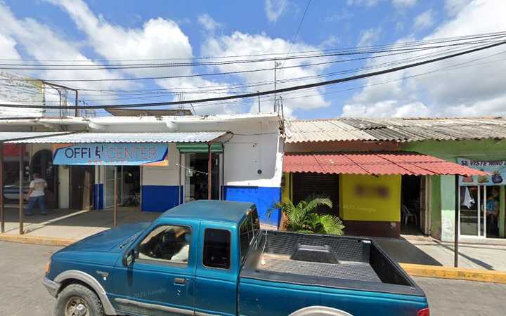 Fotografia tomada fuera de Grupo Financiero Banorte Corresponsal OMETEPEC - Banco en Ometepec, Gro.