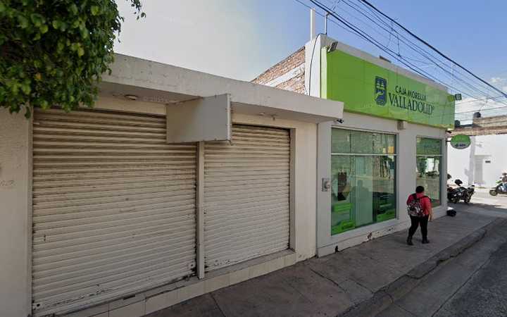 Fotografia tomada fuera de Caja Morelia Valladolid - Cooperativa de ahorro y crédito en La Barca, Jal.