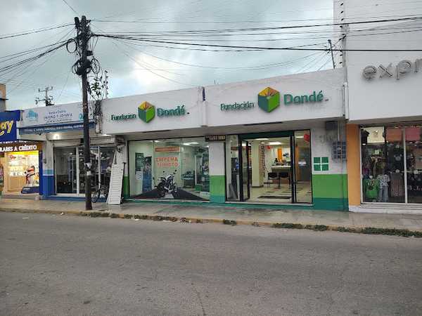 Fotografia tomada fuera de Casa de Empeño Fundación Dondé - Casa de empeños en Progreso, Yuc.