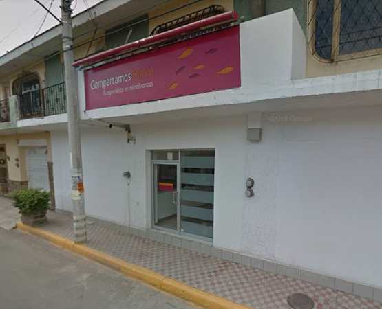 Fotografia tomada fuera de Compartamos Banco - Institución financiera en Autlán de Navarro, Jal.