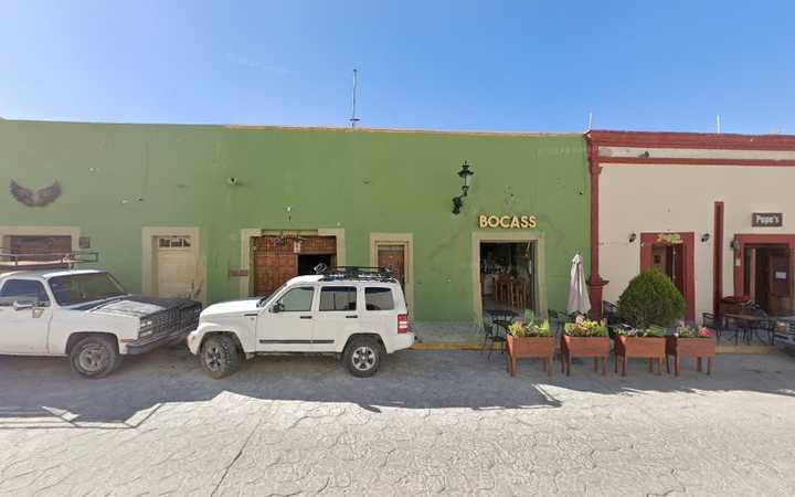Fotografia tomada fuera de Axa - Compañía de seguros en Parras de la Fuente, Coah.