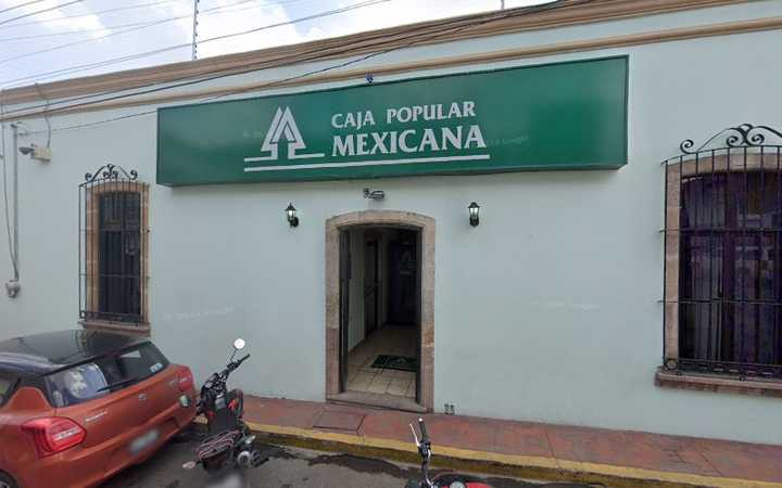 Fotografia tomada fuera de Caja Popular Mexicana - Cooperativa de ahorro y crédito en Abasolo, Gto.