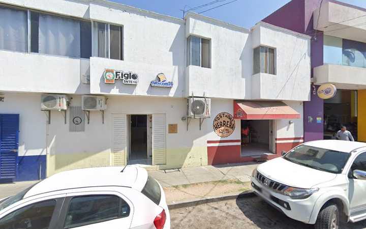 Fotografia tomada fuera de JUBICOM 16 - Planificador financiero en Lagos de Moreno, Jal.
