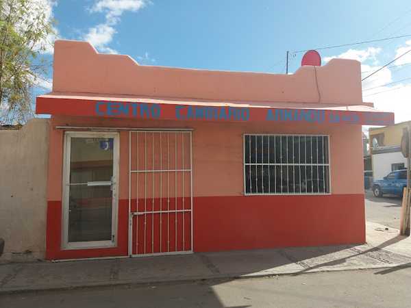 Fotografia tomada fuera de Centro Cambiario Armando - Oficina de cambio de divisas en Magdalena de Kino, Son.