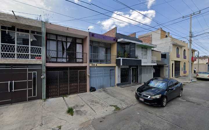 Fotografia tomada fuera de CAJA POPULAR DEL VALLE DE ZAMORA SC de AP de RL de CV. - Cooperativa de ahorro y crédito en Zamora de Hidalgo, Mich.