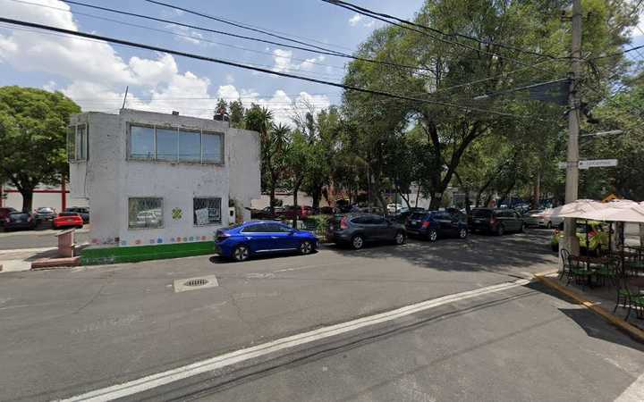 Fotografia tomada fuera de Módulo de Atencíon Seguro de Desempleo - Compañía de seguros en Azcapotzalco, CDMX