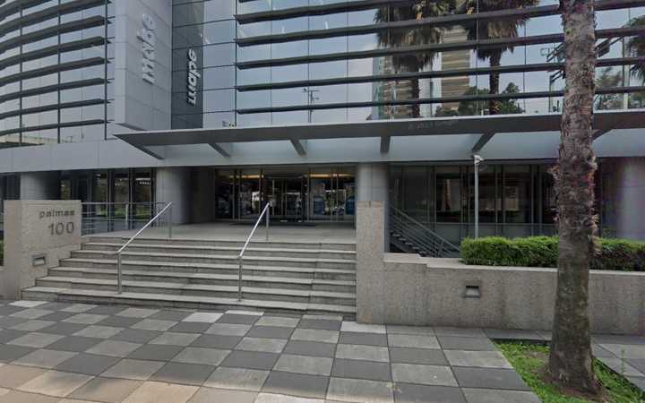 Fotografia tomada fuera de Grupo Corporativo Atención - Compañía de seguros en Miguel Hidalgo, CDMX