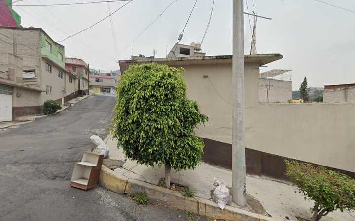Fotografia tomada fuera de FLOR - VEL ASESOR DE SEGUROS - Compañía de seguros en Iztapalapa, CDMX
