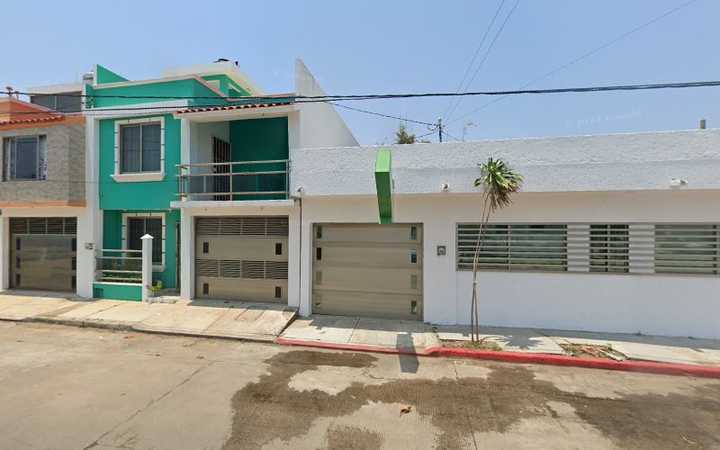 Fotografia tomada fuera de Afirme Seguros - Compañía de seguros en Coatzacoalcos, Ver.