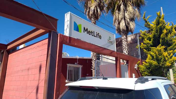 Fotografia tomada fuera de MetLife Servicios Pecasa - Agencia de seguros de vida en Heroica Nogales, Son.