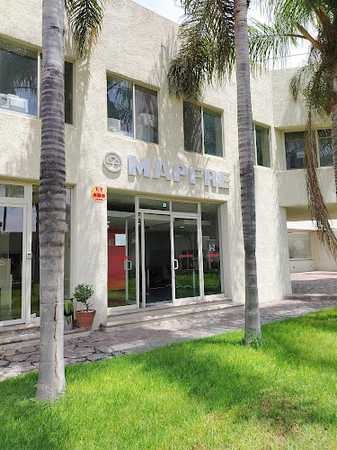 Fotografia tomada fuera de Mapfre Seguros Zona Industrial SLP - Compañía de seguros en San Luis Potosí, S.L.P.