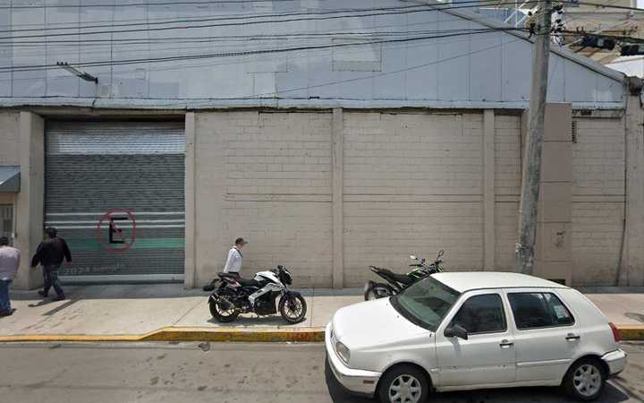Fotografia tomada fuera de Apoyo Económico Familiar - Institución financiera en Ecatepec de Morelos, Edomex.