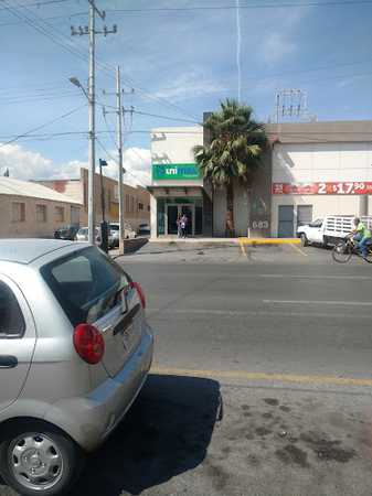 Fotografia tomada fuera de Unimex - Cooperativa de ahorro y crédito en Saltillo, Coah.